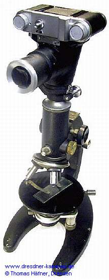 ALDONAR Kolibri #10 mit Klemmanschluss zur festen Montage der Kamera am Mikroskoptubus ohne ALDO-Stativ, hier angeschlossen an ein ALDO-Labormikroskop