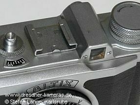 Altix III  (Version mit Festoptik; mit offenbar werksseitig montiertem Zubehrschuh)