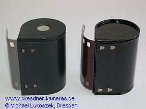SL-Kassette (Kunststoff, links); AGFA-Karat-Patrone (Metall, rechts) SL-Kassette (Kunststoff, links); AGFA-Karat-Patrone (Metall, rechts)
