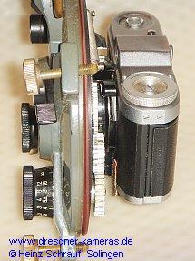 dieses Foto zeigt anschaulich die Schmalheit des Deckels und der darauf montierten Mechanik