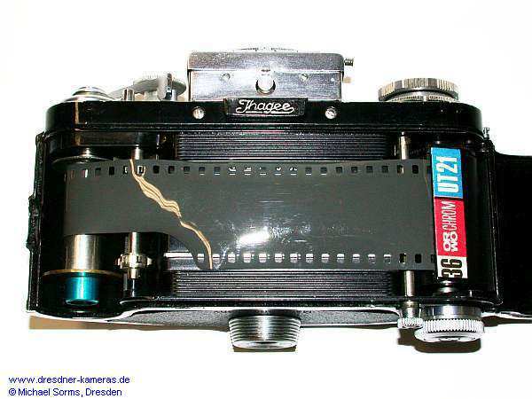 Einbaulage der Spule und des Films in Exakta-Kameras (unabhngig vom jeweiligen Farbcode)