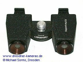 Novoflex-Doppelsucher fr die Brennweiten 50 und 135mm, zum Ansetzen am Stativanschluss der Kamera