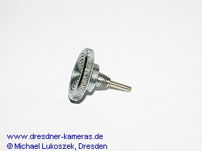 Feststellknopf fr die Auslsewippe des Objektivs Meyer Domiplan 2,8/50