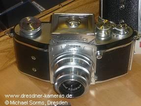 Kine Exakta von 1936, die erste Spiegelreflexkamera der Welt fr 35-mm-Kleinbildfilm (Kinefilm) 