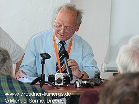 Lothar Quaas beschreibt die Arbeitsgnge der Exakta-Montage