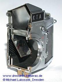 Querschnitt einer Exakta VX 1000 mit Prismeneinsatz