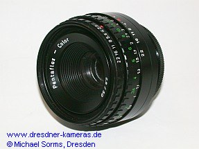 Pentaflex Color 2,8/50 (M42 Automatik), Namensvariante des Meyer Domiplan 2,8/50; hier mit grner Feet-Skala und schwarzen Einstellringen.