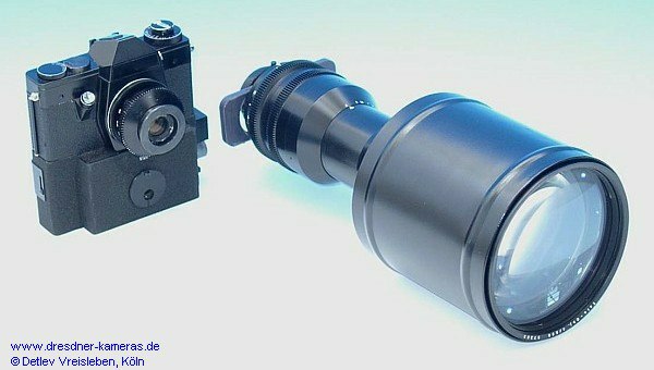 GSK mit SO-3.2 und einem manuell zu fokussierenden M42x1-Infrarotobjektiv SO-2 (4/500). Hiermit war nur eine unzureichende Scharfstellung bei Dunkelheit mglich.