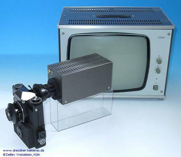 An das Okular der GSK konnte eine Fernsehkamera angeschlossen werden, um das Sucherbild an einen Monitor zu bertragen.