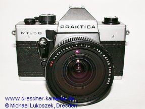 Praktica MTL 5 B mit Flektogon 2,8/20 (sp�te Version mit Zeitenknopf und Ausl�ser f�r Vorlaufwerk aus schwarzem Kunststoff)