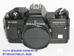 Praktica B 100 mit blankem Schild