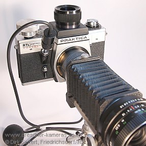Praktica RTL Astro/Micro Convertible (Praktica VLC 2) - patentierte pneumatische Spiegel-Auslse-Vorrichtung