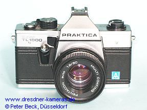 Praktica super TL 1000 mit Schild Pentacon italia