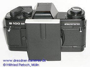 Praktica B 100 M mit einem Ansatzstck fr spezielle Mikroskope