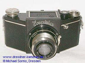 Exakta B #431325 (Hummel: Baureihe 2; A&R 2003: Version 3.2) mit Ihagee Anastigmat 1:3,5/7,5 cm